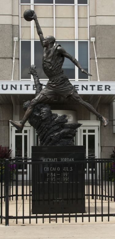Jordan Statue at the United Center