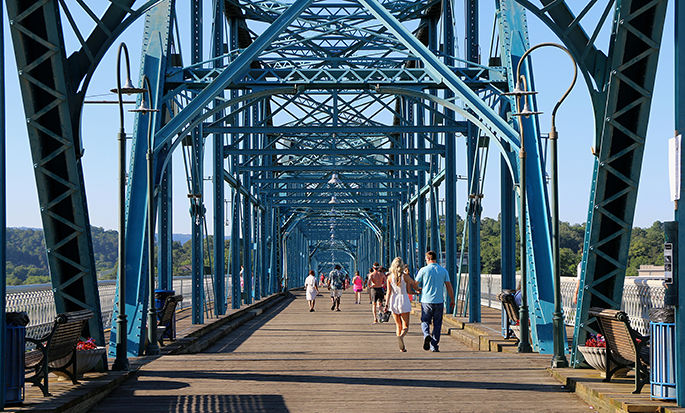Walnut Street Bridge in Chattanooga Image