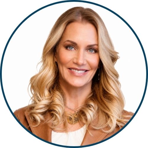 Julie Roehm headshot